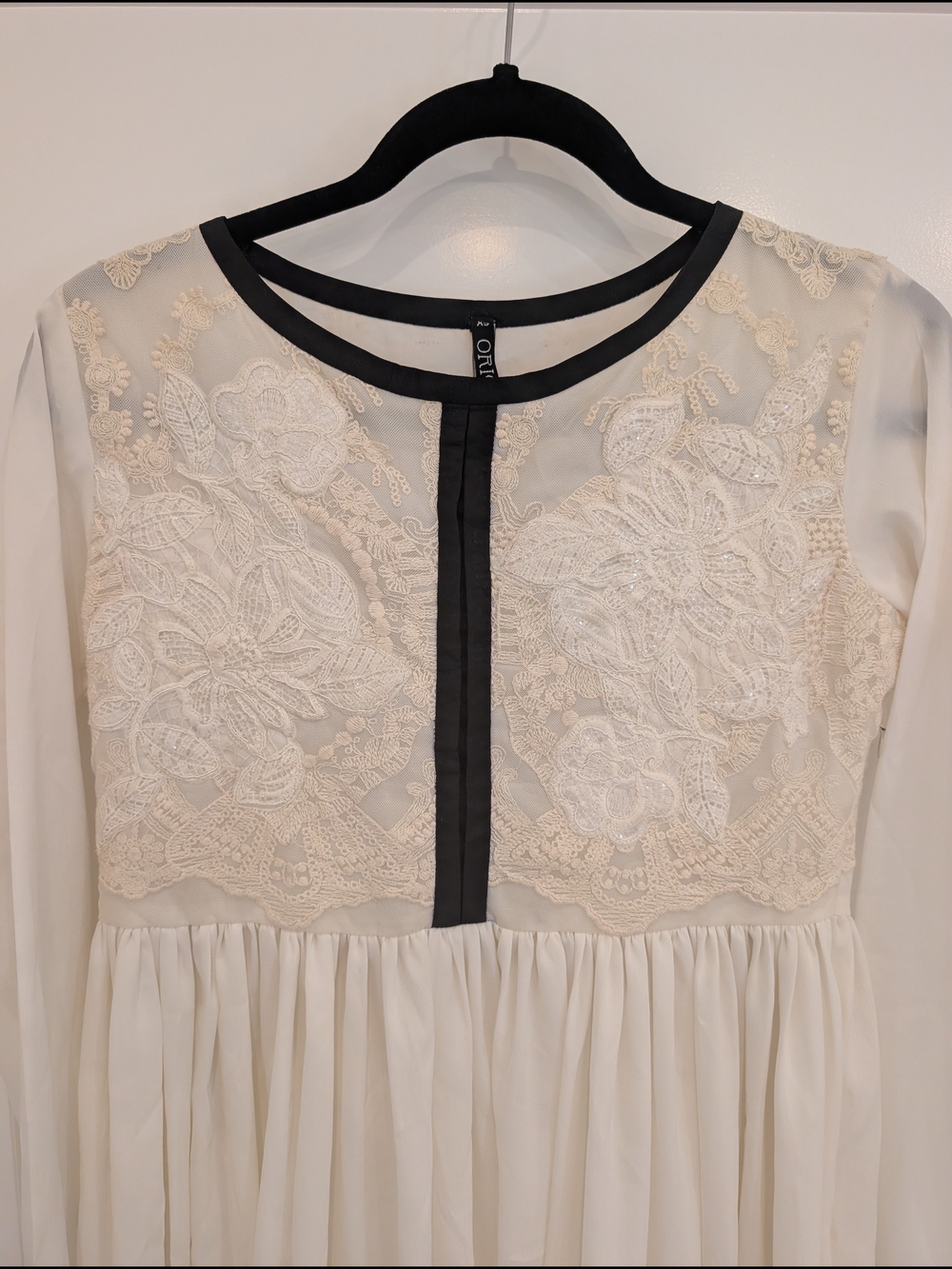 Ivory White Long Sleeve Embroidered Maxi Dress with Black Trim XS - Picture 2 of 12